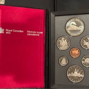 Vintage 1986 Royal Canadian Mint Coin Proof Set